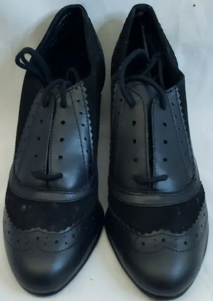 Calm Mood 2" Victoria -- Women's Character Oxford -- Black