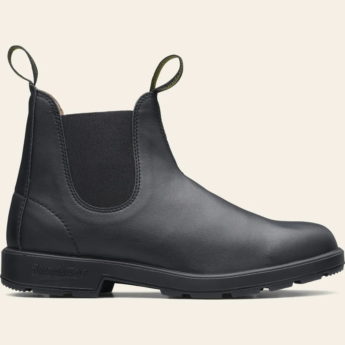 Year long 2115 Chelsea Boot in Black from Blundstone