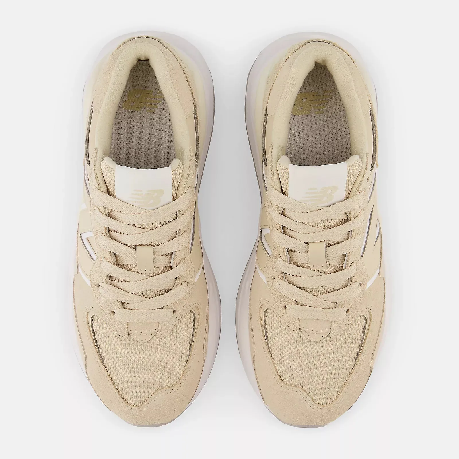 Street Ball 5740 - Sandstone with White