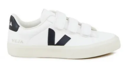 Galaxy Tone Comfort Walk Veja Recife Low Chromefree Leather White Black (W)