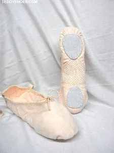 Retro Mood Airabesque Canvas -- Split Sole Ballet -- Pink
