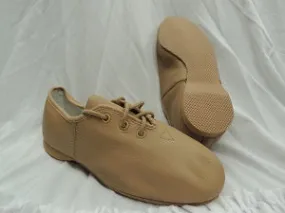 Darlene -- Women's Full Rubber Sole Jazz Oxford -- Tan Foam Base