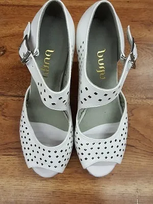 Comfort Walk Feather Light Modern Commuters 3" Onyx -- Women's Flare Heel Latin Sandal -- White