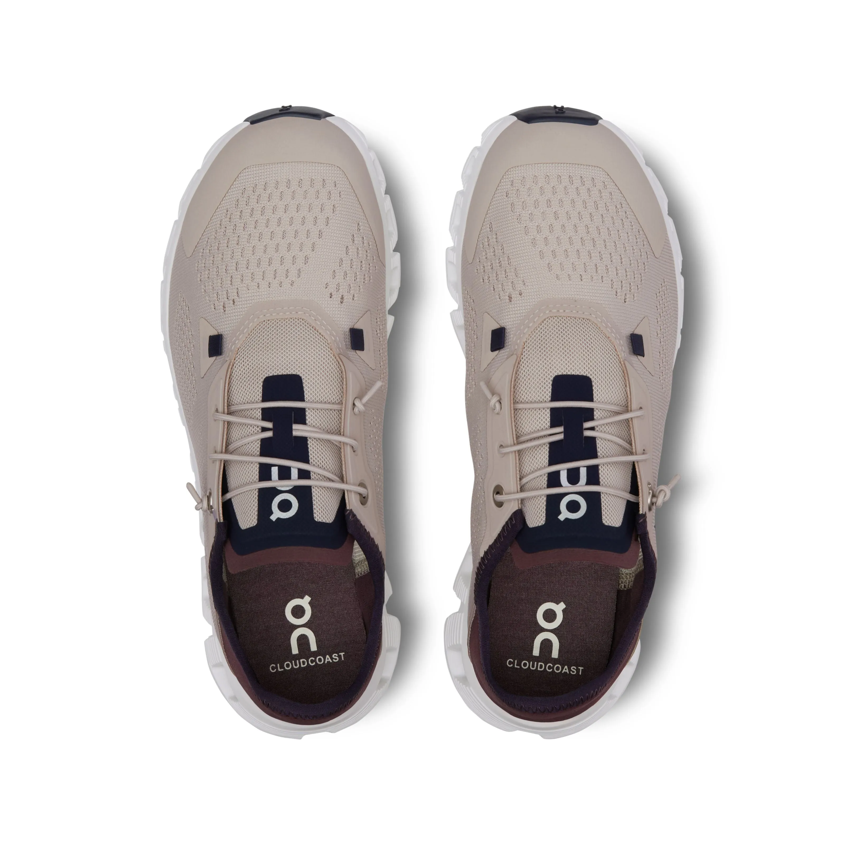 On Running Cloud 5 Coast Sand Mulberry (w) Wild Trek mesh construction