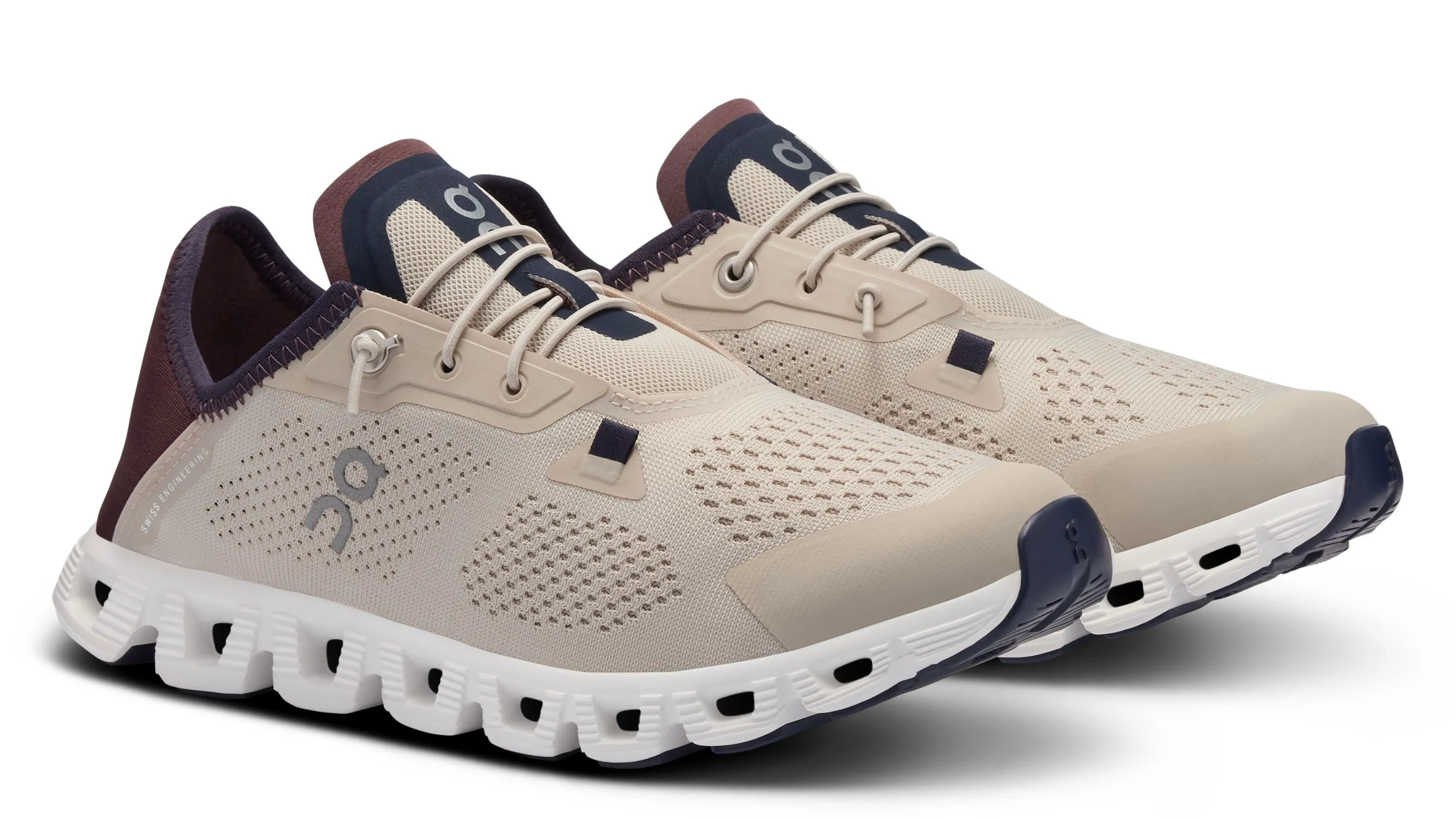 On Running Cloud 5 Coast Sand Mulberry (w) Lightweight Design