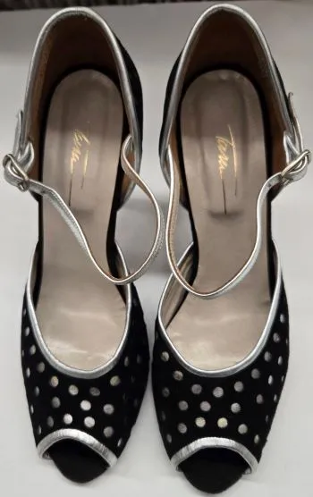 Elegant Mood 3.5" Nuevaluna -- Women's Tango Shoe -- Black/Silver Polka Dots