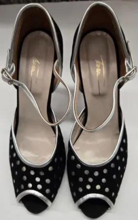 3.5" Nuevaluna -- Women's Tango Shoe -- Black/Silver Polka Dots Snow Warm
