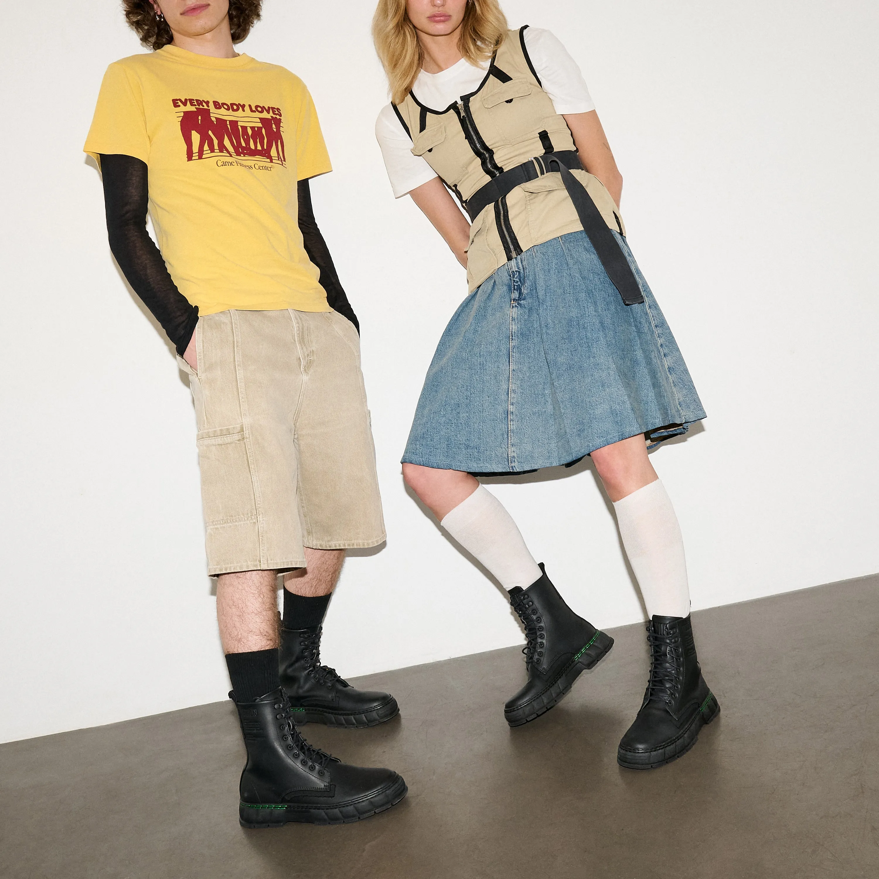 Sleek Construction 1992 Boot in Black Corn Leather from Vir??n