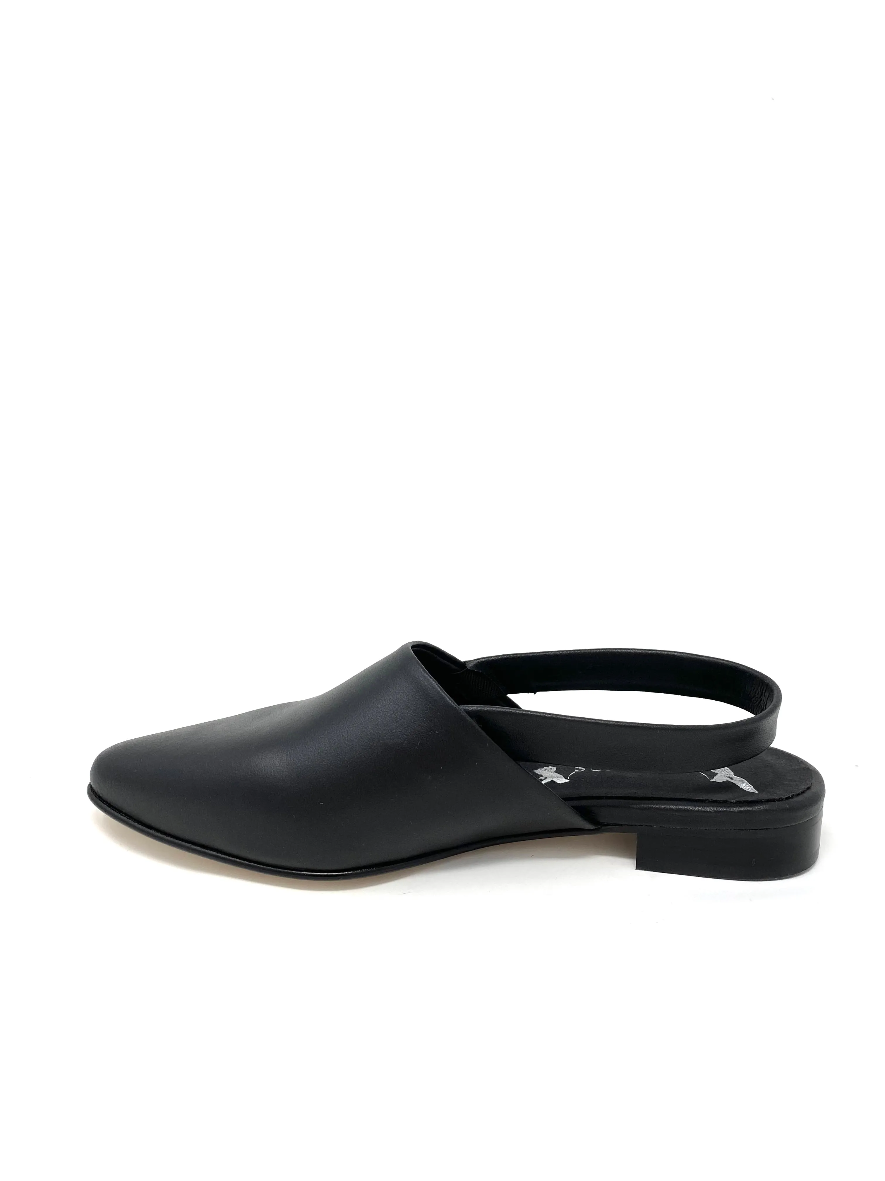 Pool Ready Bianca Mule in Black from Novacas