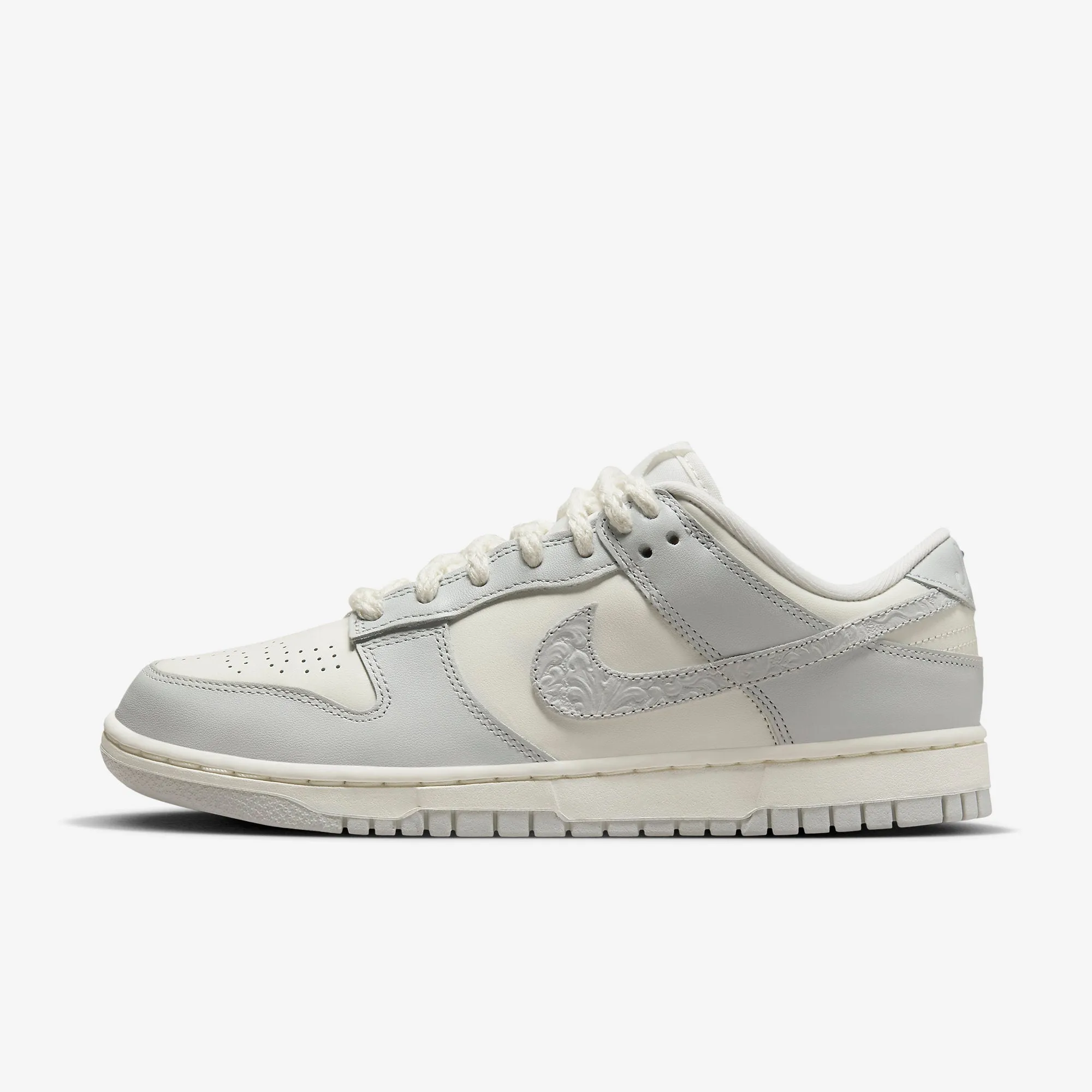 (Women's) Nike Dunk Low 'Needlework' (2023) FJ4553-133 Stretchy Material