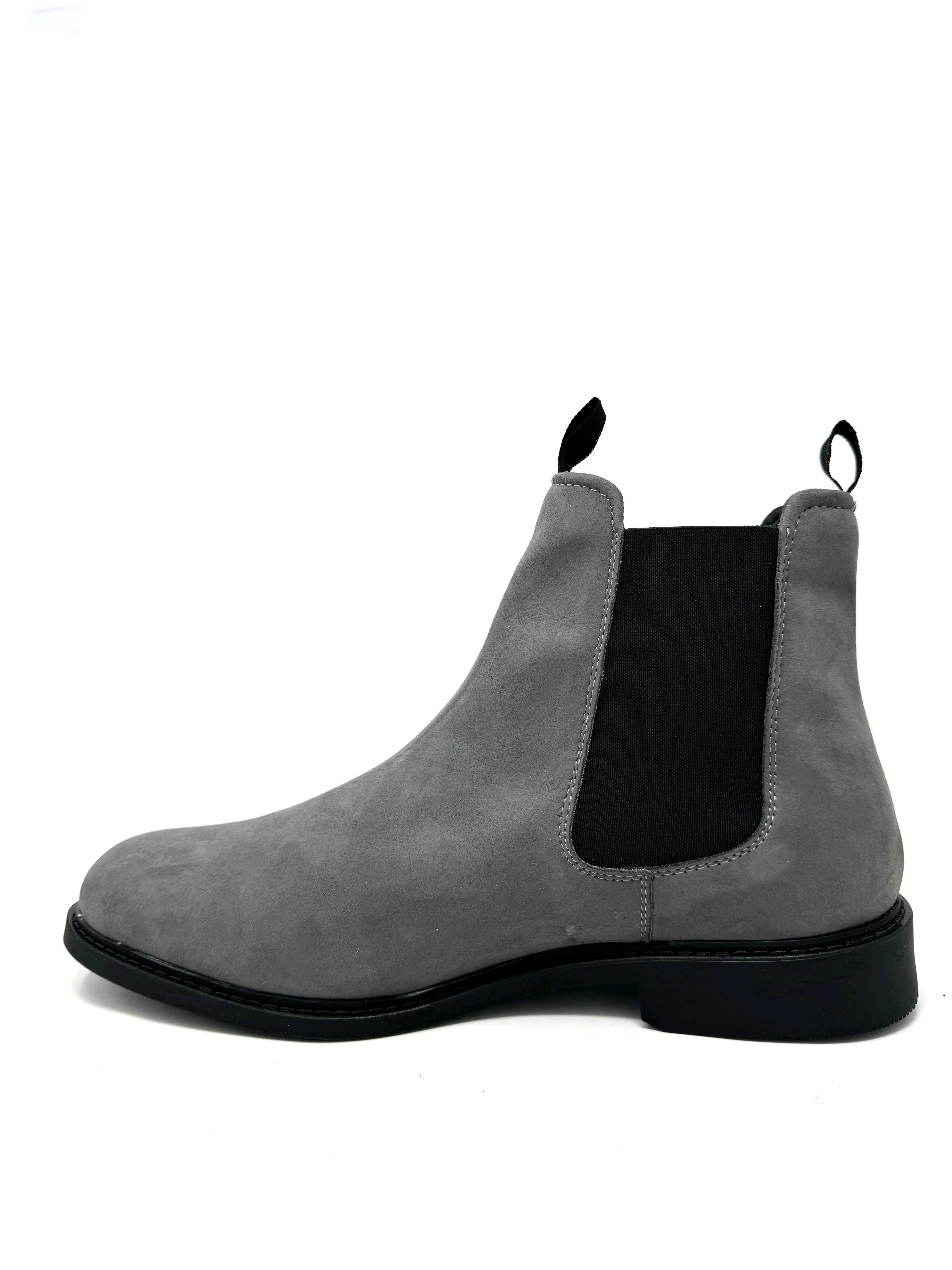 Lightweight Lightweight Form Road Trip Bruce Chelsea Boot in Grey Suede from Novacas