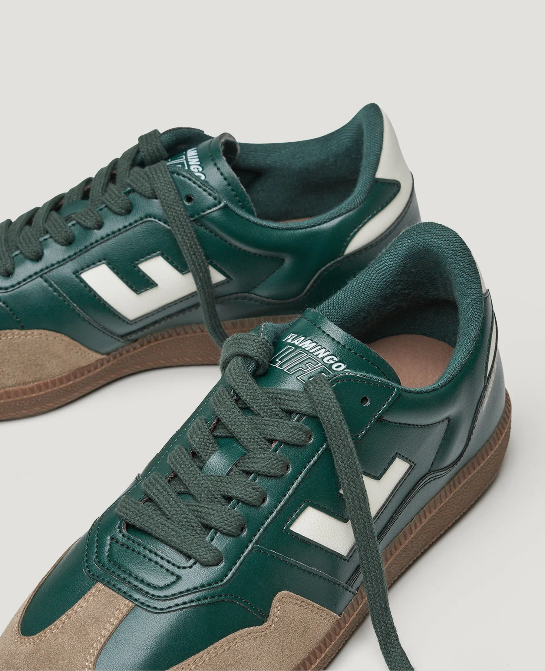 Street Smart Speedy Walk Burela Slim in Spruce from Flamingos Life