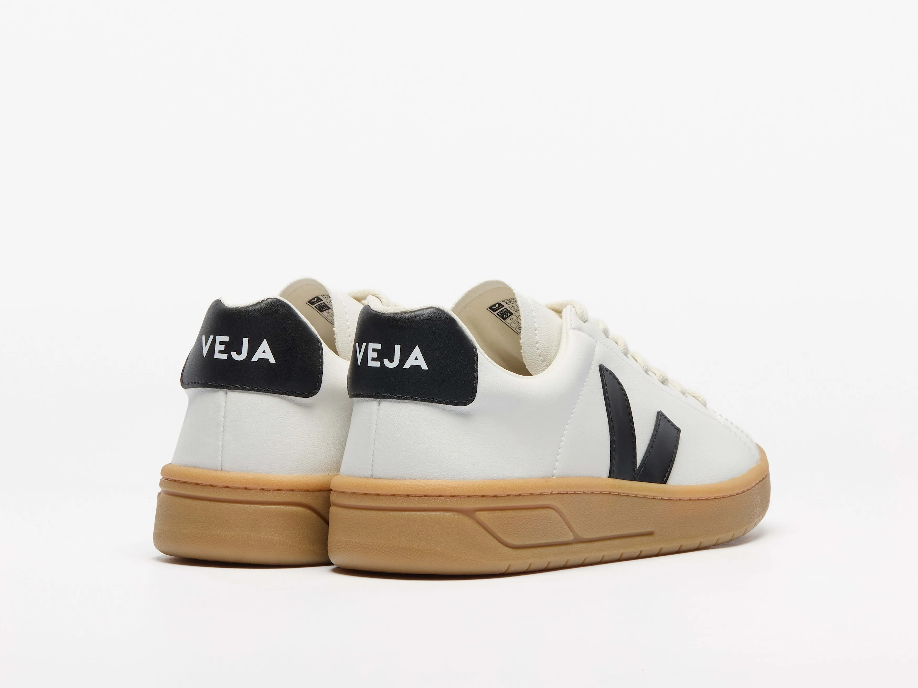 Jungle Path Synthetic Urca CWL in White Black Natural from Veja