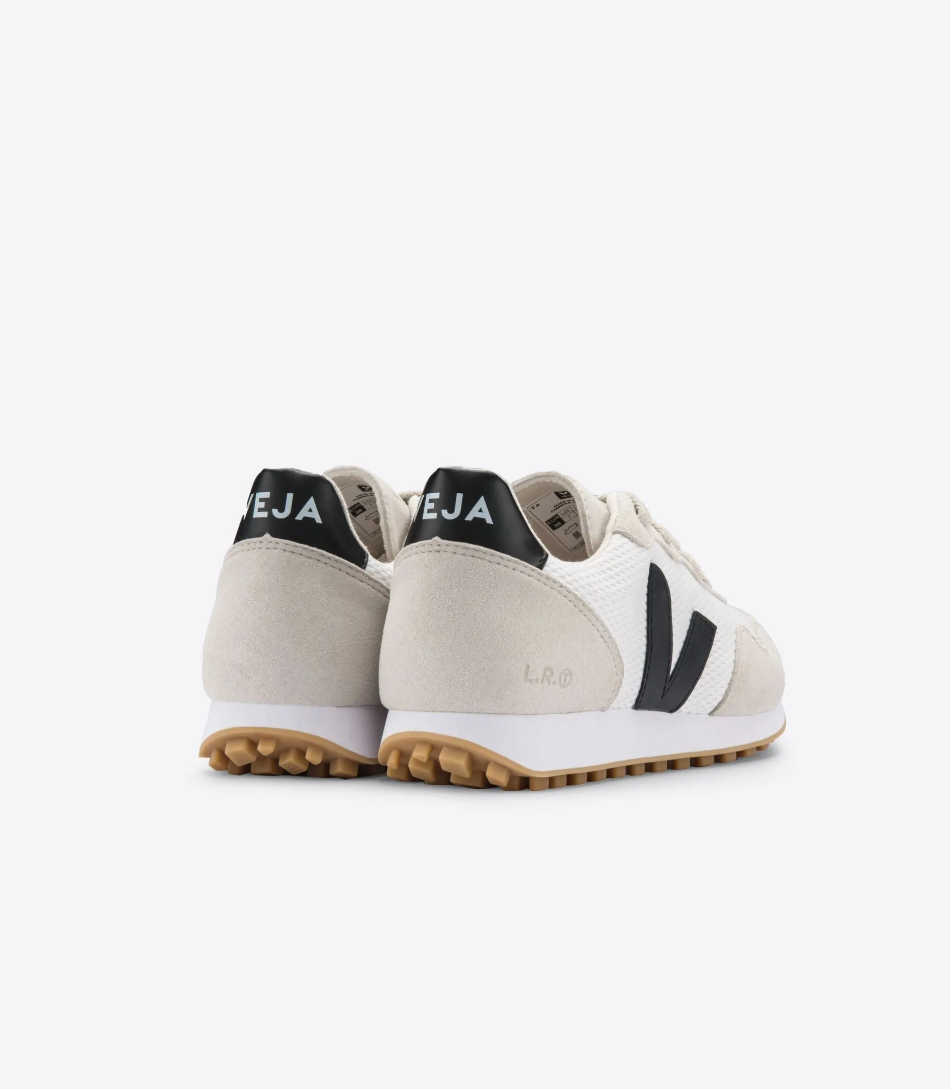 Path Free SDU Alveomesh in White Black from Veja