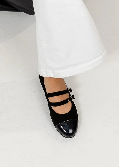 Trendy Look Scent Glow Mary Jane in Black from Turf