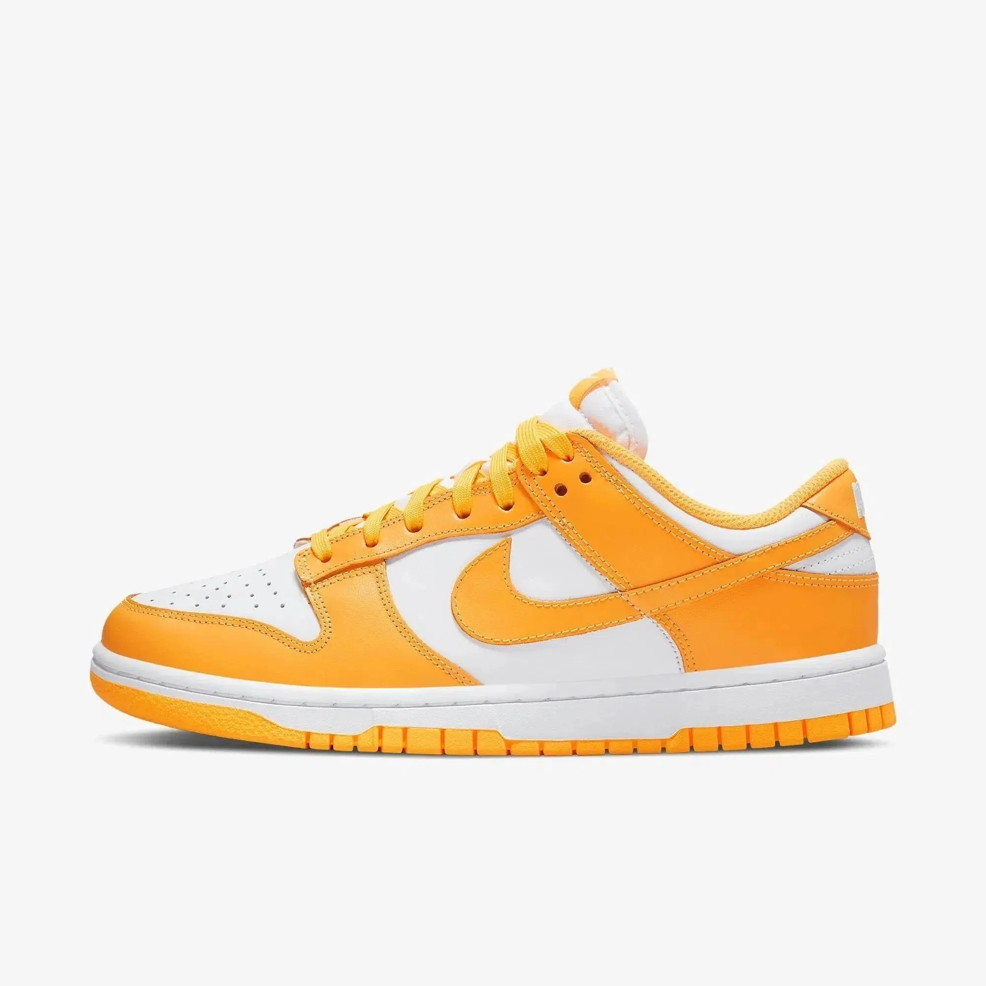 Fashion-forward style Textured Tread (Women's) Nike Dunk Low 'Laser Orange' (2021) DD1503-800