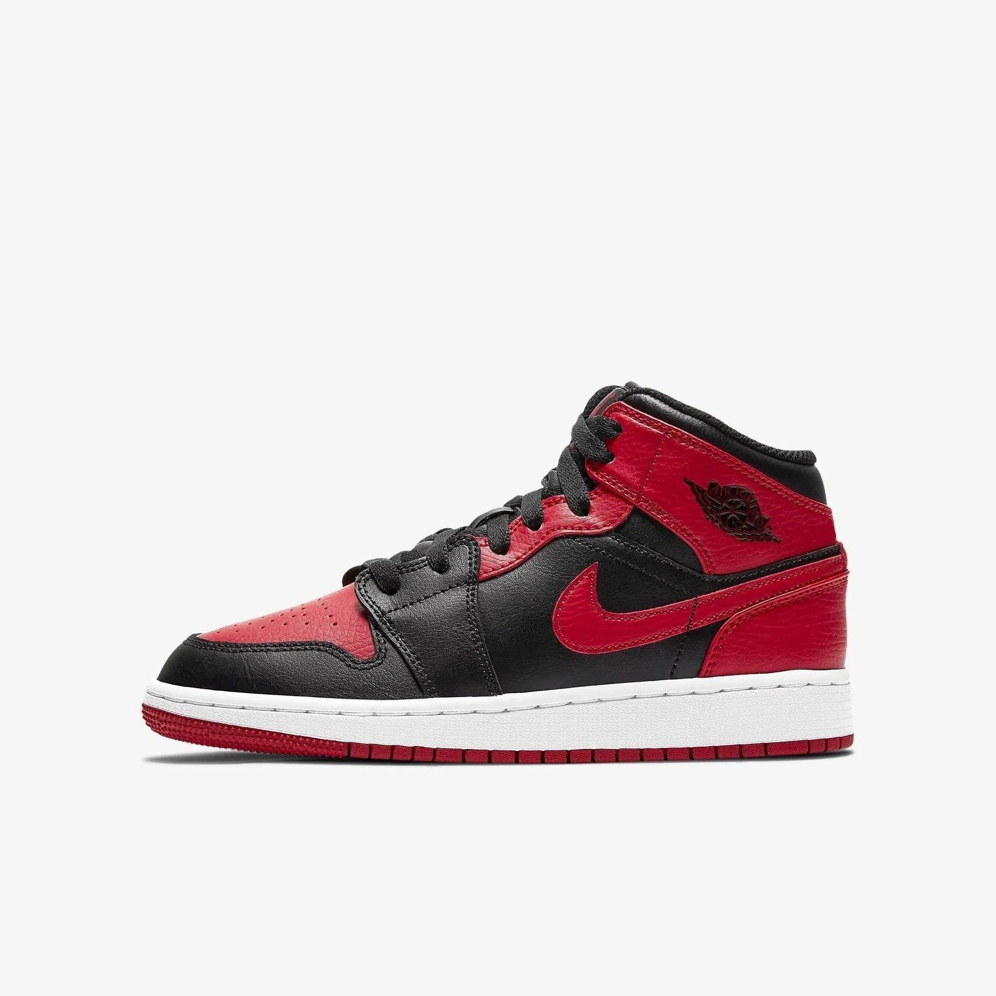 Energy   Returning (GS) Air Jordan 1 Mid 'Bred / Banned' (2020) 554725-074