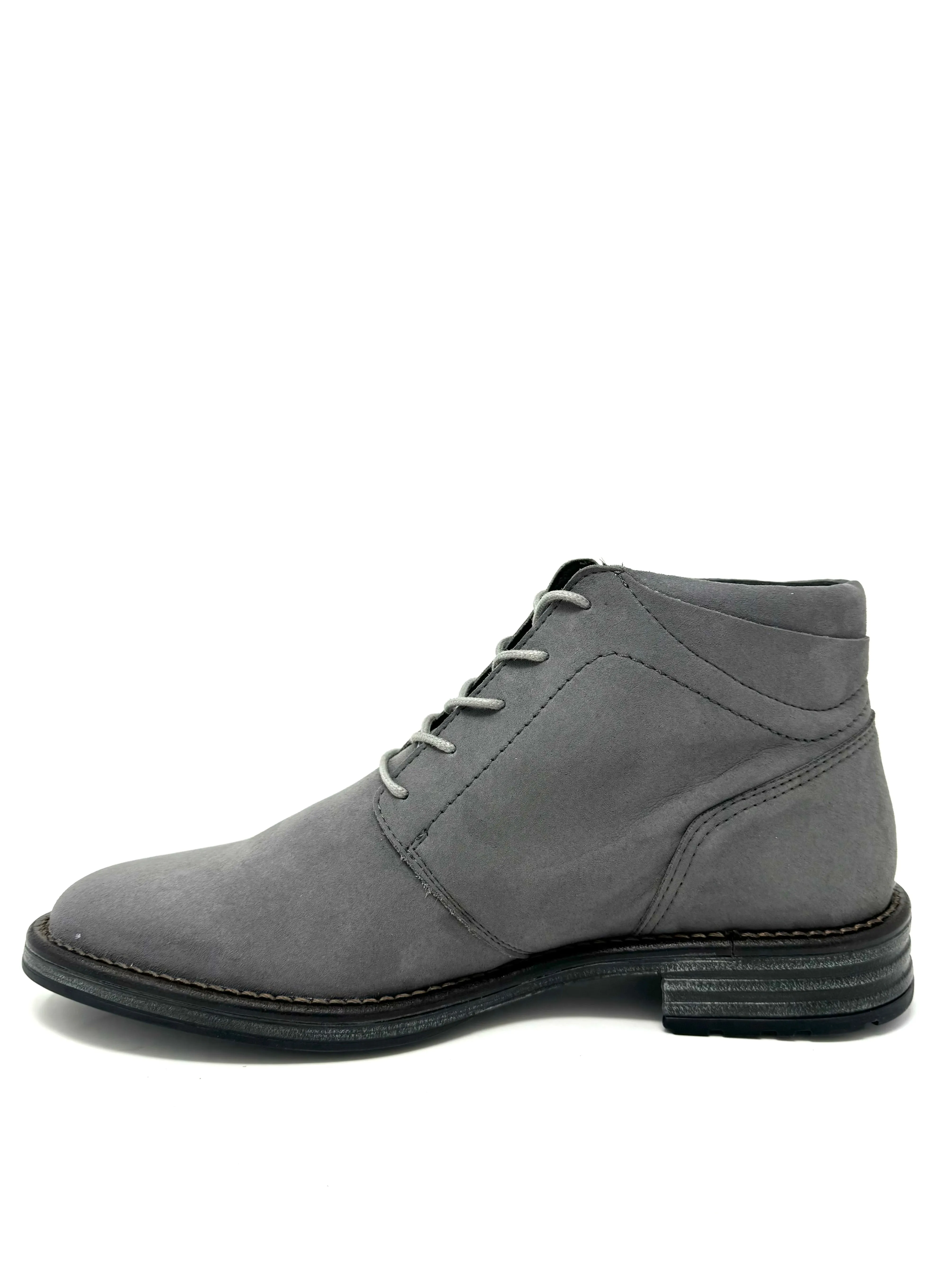 Cross Road Modern Bold Fernando Boot in Grey Suede from Novacas