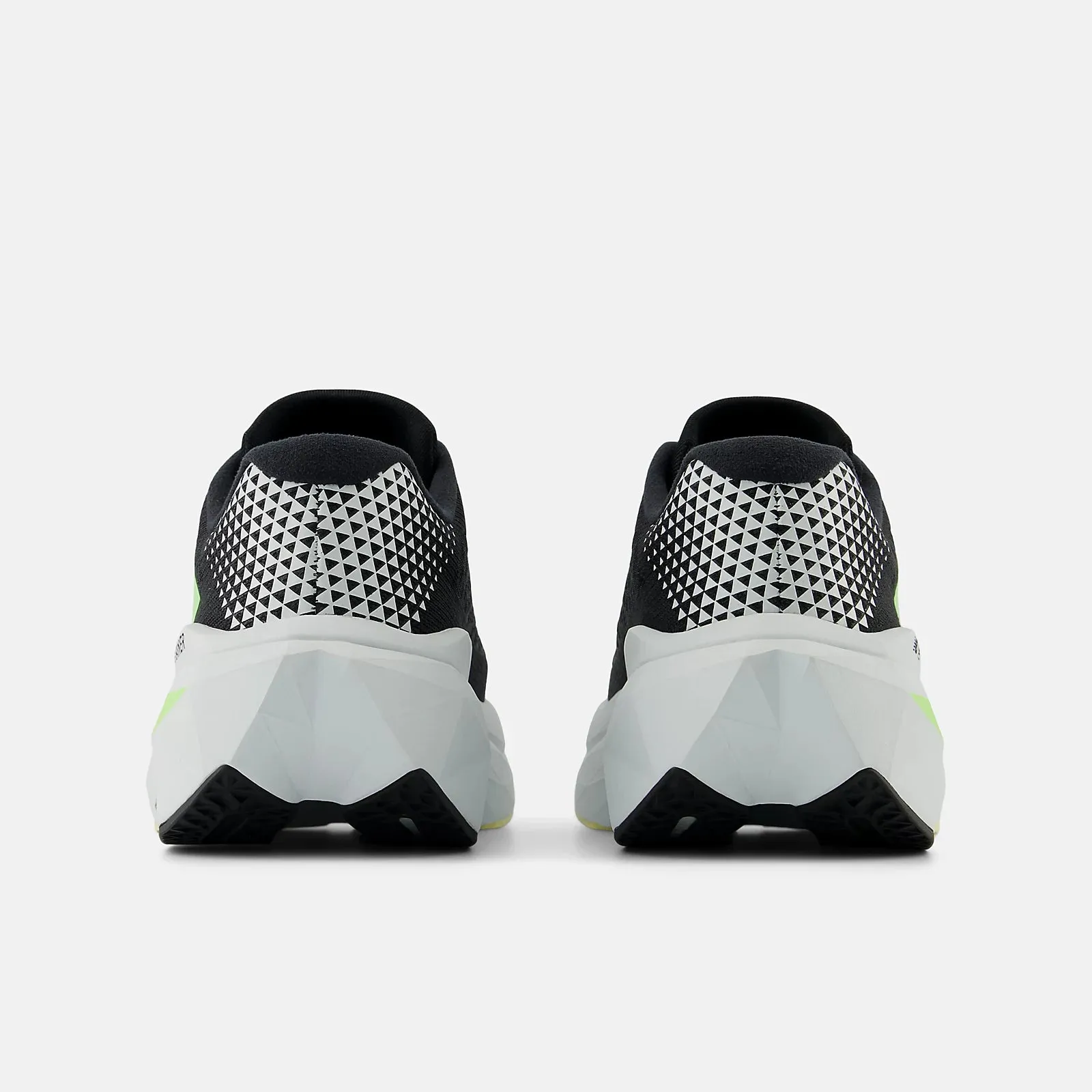 FuelCell SuperComp Trainer v3 - Black with Phantom Hill Walk