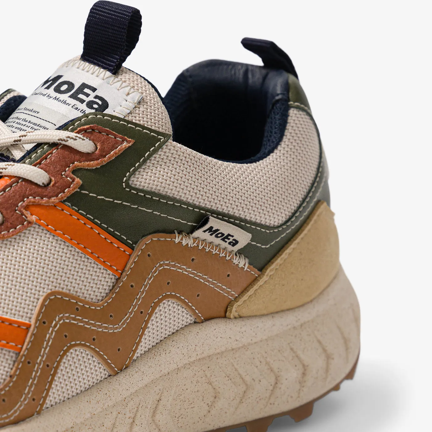 Stretch Step GEN7 Sneaker in All In from MoEa