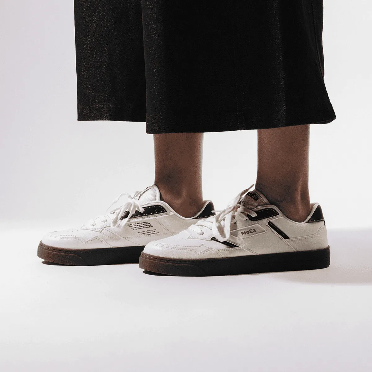 Flexibility GEN9 Sneaker in White Black from MoEa