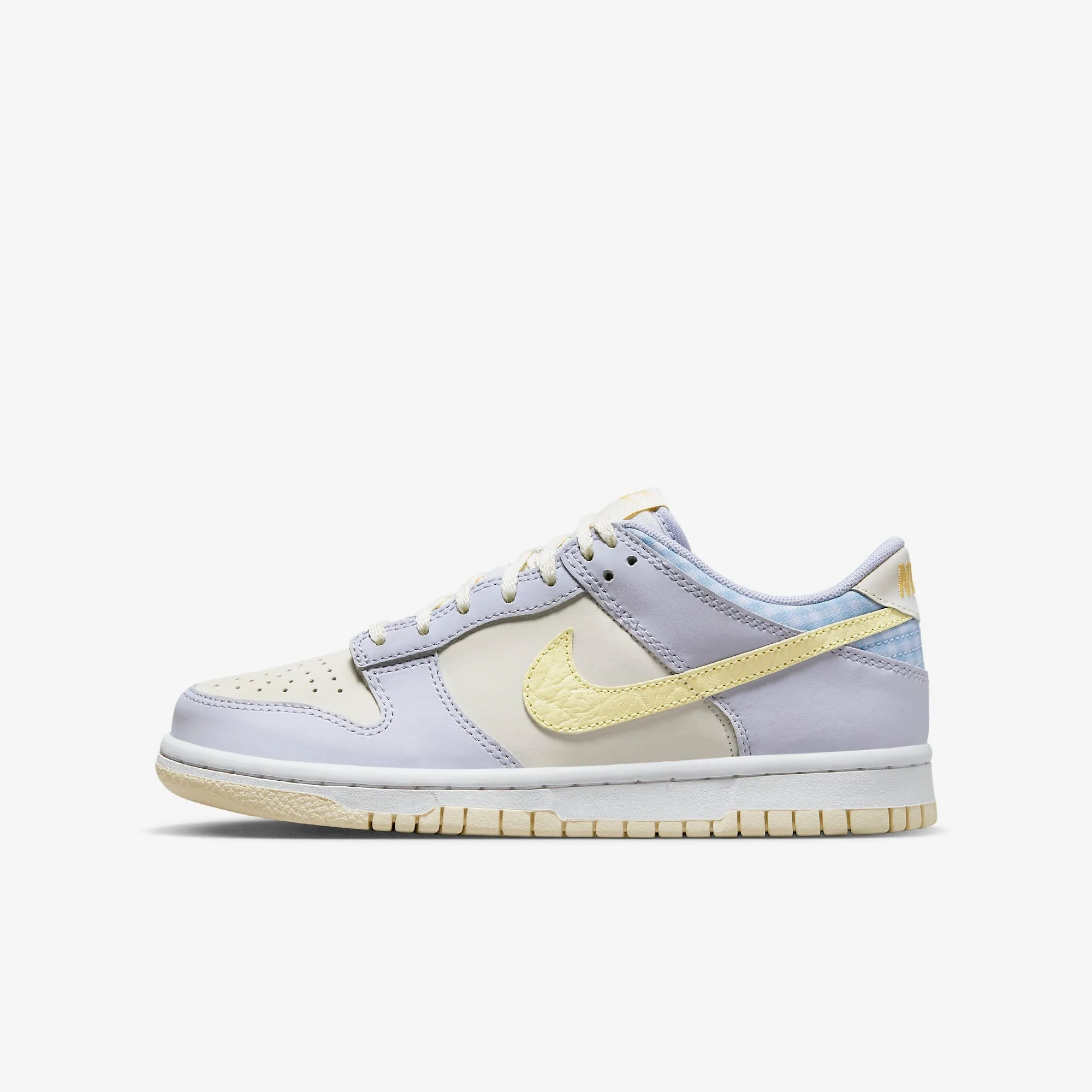 Distinctive durability All-day Grip (GS) Nike Dunk Low SE 'Easter' (2023) FJ4641-536