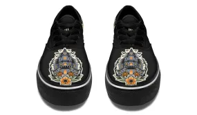 Young Mood Haunted House Classic Shoes