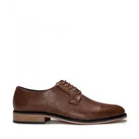 City Grip Effortless Footwear Jake Shoe in Brown from NAE