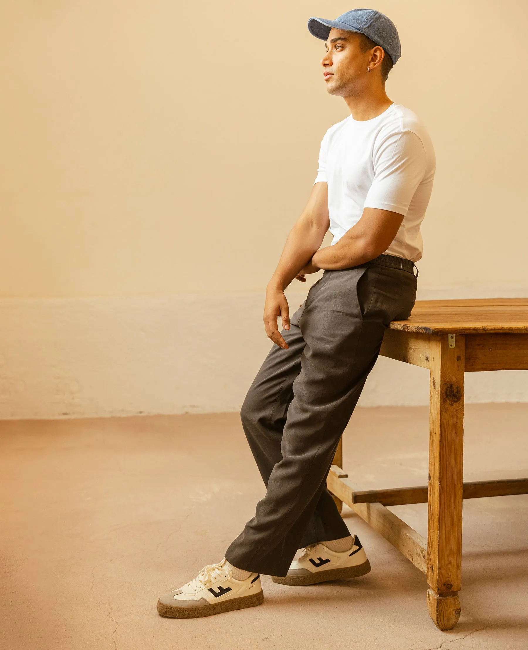 Burela Bold in White Black from Flamingos Life Island Step Kind Step