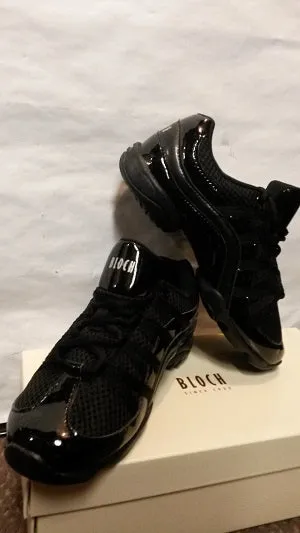 Lenny -- Split Sole Dancesneaker -- Black Low Profile Weekend Trip Gloss Finish