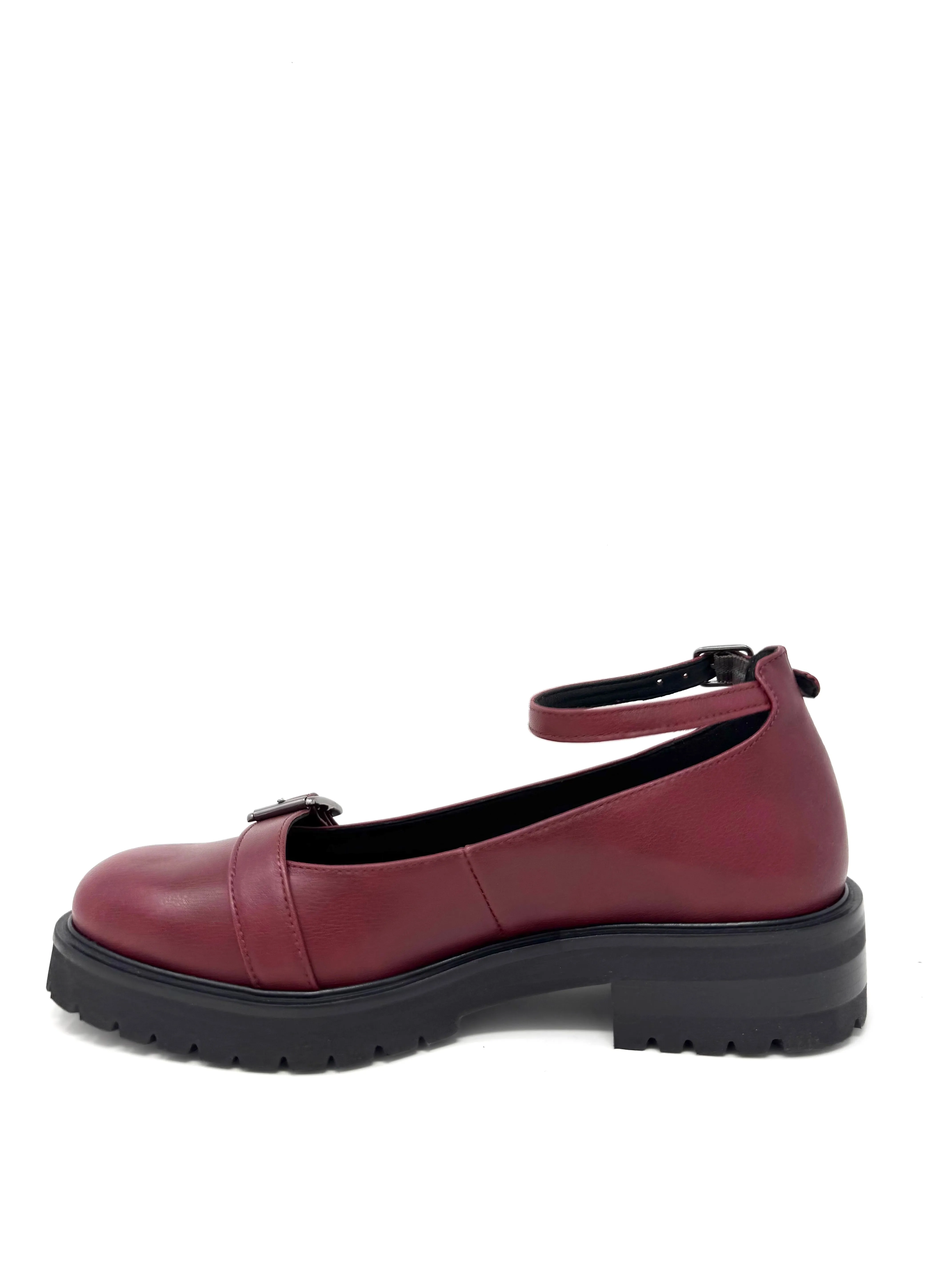 Lexie Mary Jane in Bordeaux from Novacas Classic Design Team Meet