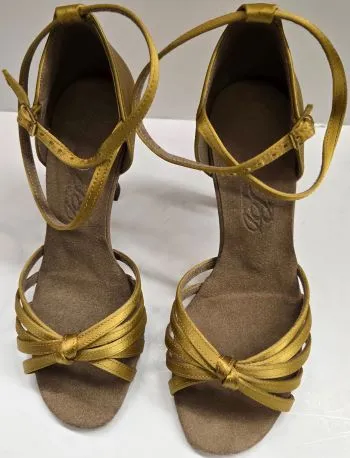 3.38" Alta -- Flare Heel Latin Sandal Padded Comfort Cold Weather Memory Foam Standing All