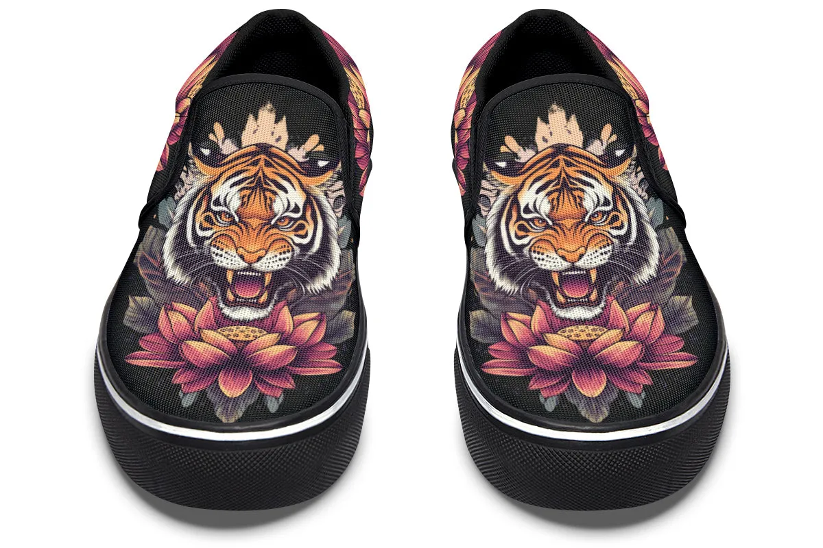 Lotus Tiger Slip On Shoes Comfort collar