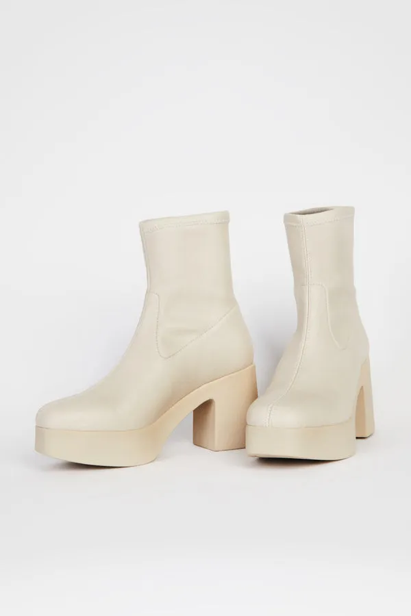 Classic Wide Path Marlowe Boot in Cream from Intentionally Blank