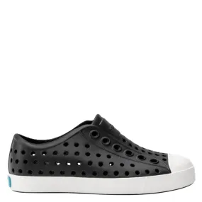 Native Kids Jefferson in Jiffy Black/ Shell White On Trend