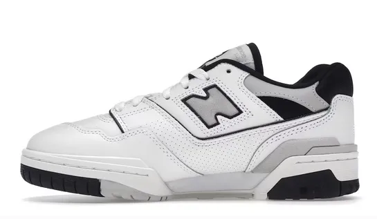 New Balance 550 White Black Grey (W) group walk