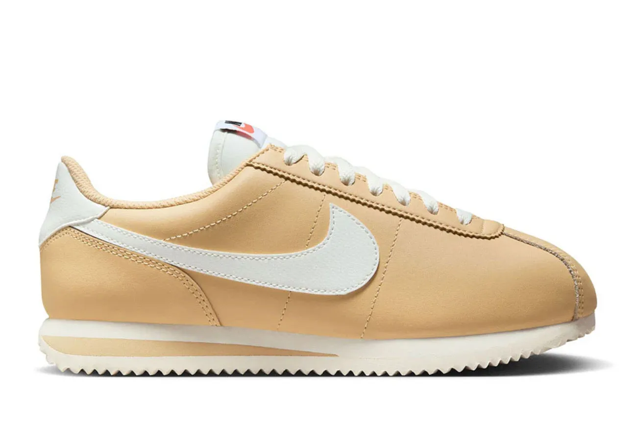 Fast Track Ergonomic City Adventure Nike Cortez Sesame Sail White (W)