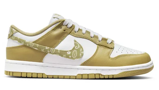 Nike Dunk Low Essential Paisley Pack Barley Dinner Look