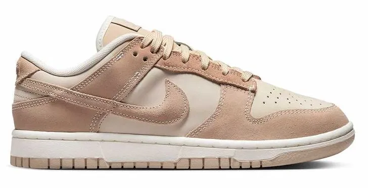 Walking Wind Safe Nike Dunk Low SE "Sandrift" (W)