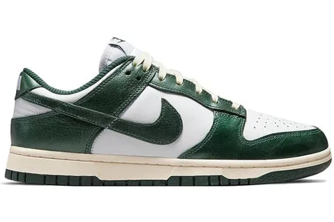 Curve Hug Nike Dunk Low Vintage Green (W)