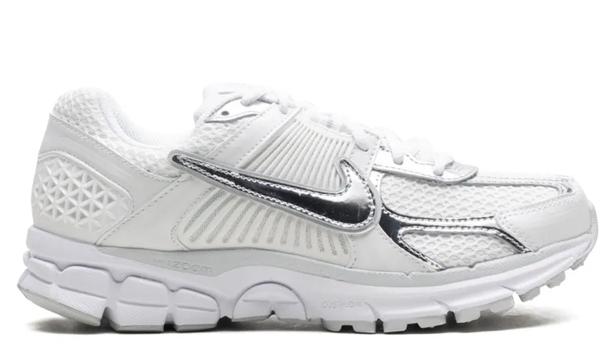 Trail Strong Nike Zoom Vomero 5 Chrome Toe (Women's)