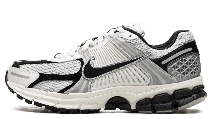 Nike Zoom Vomero 5 Photon Dust Black Durable Construction
