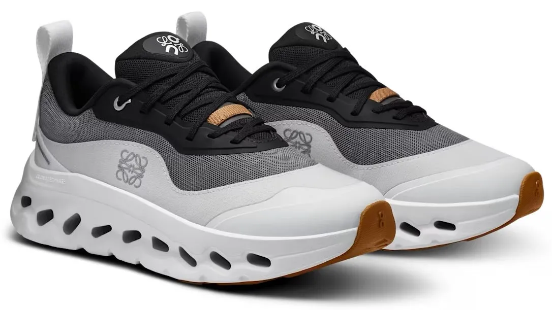 On Running Cloudtilt 2 LOEWE Black White (Women??s) Moon Walk