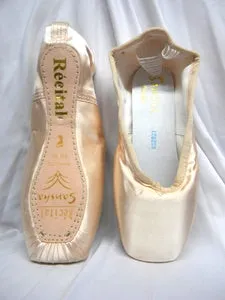 Soft Cushioning easy move Recital -- Pointe Shoe -- Pink Satin