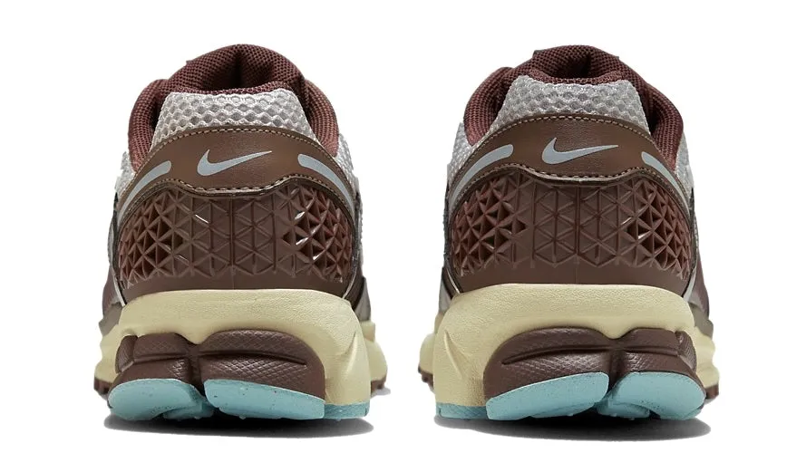 Nike Zoom Vomero 5 Earth Fossil (Women's) Work Ready