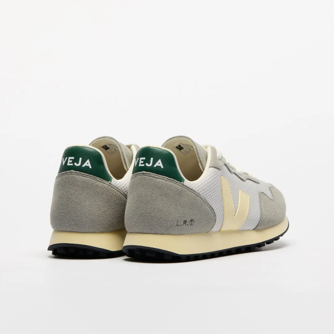 SDU Alveomesh in Light Grey Butter from Veja Love Glow Step Tall