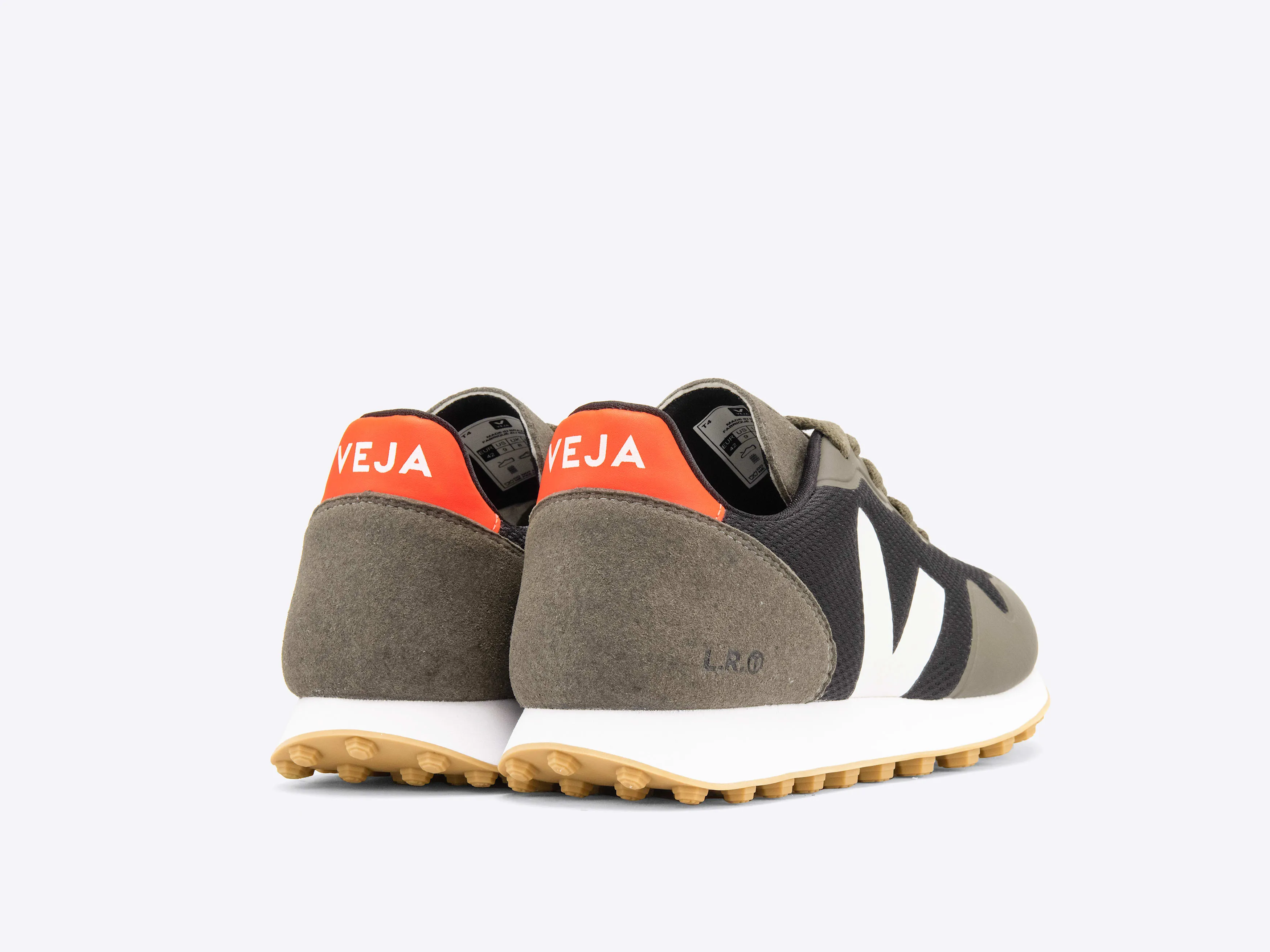 Stable waterproof SDU in Kaki Black from Veja