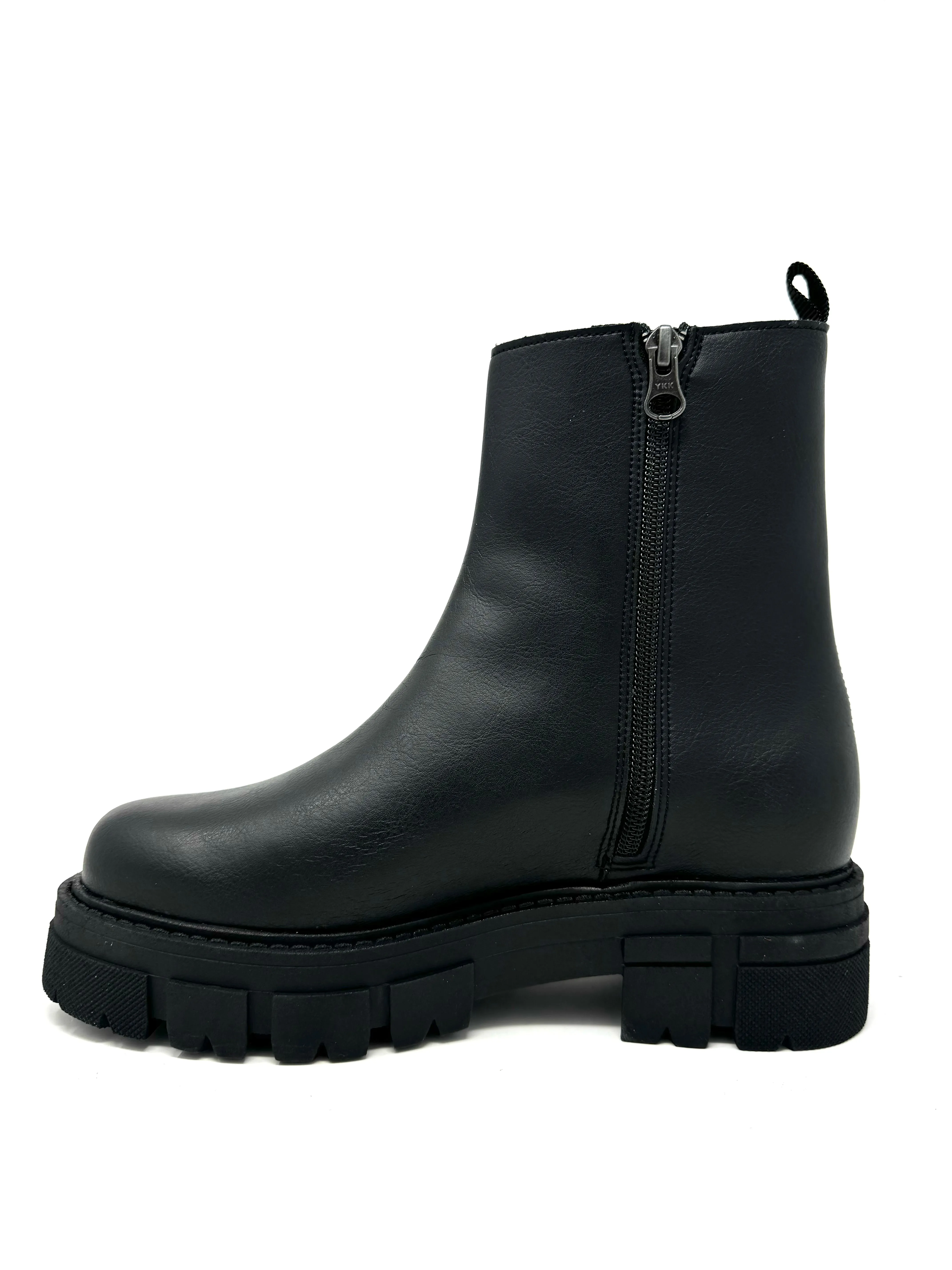 Poppy Boot in Black from Novacas All-Purpose Style Patterned Surface
