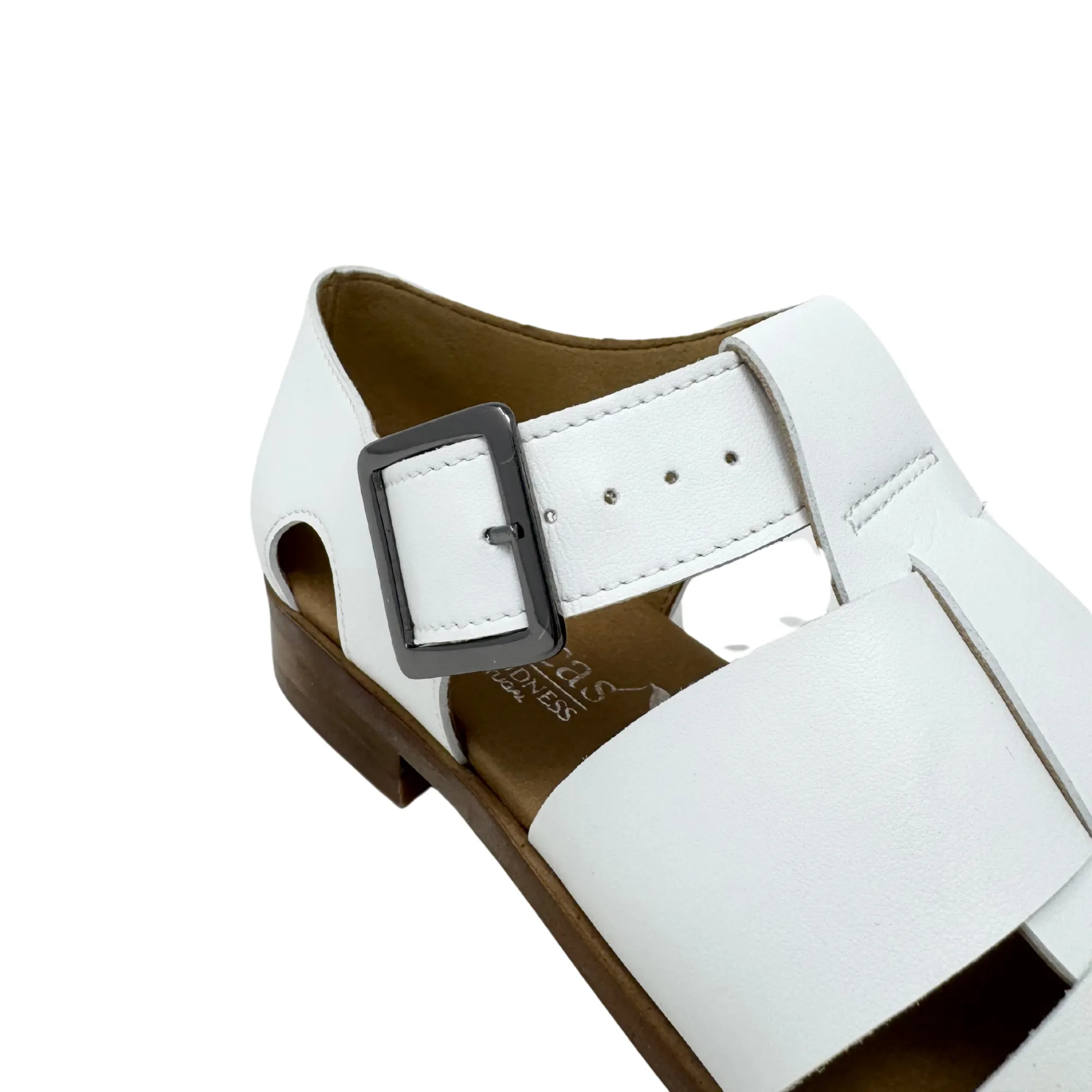 Step Smart Courtney Sandal in White from Novacas