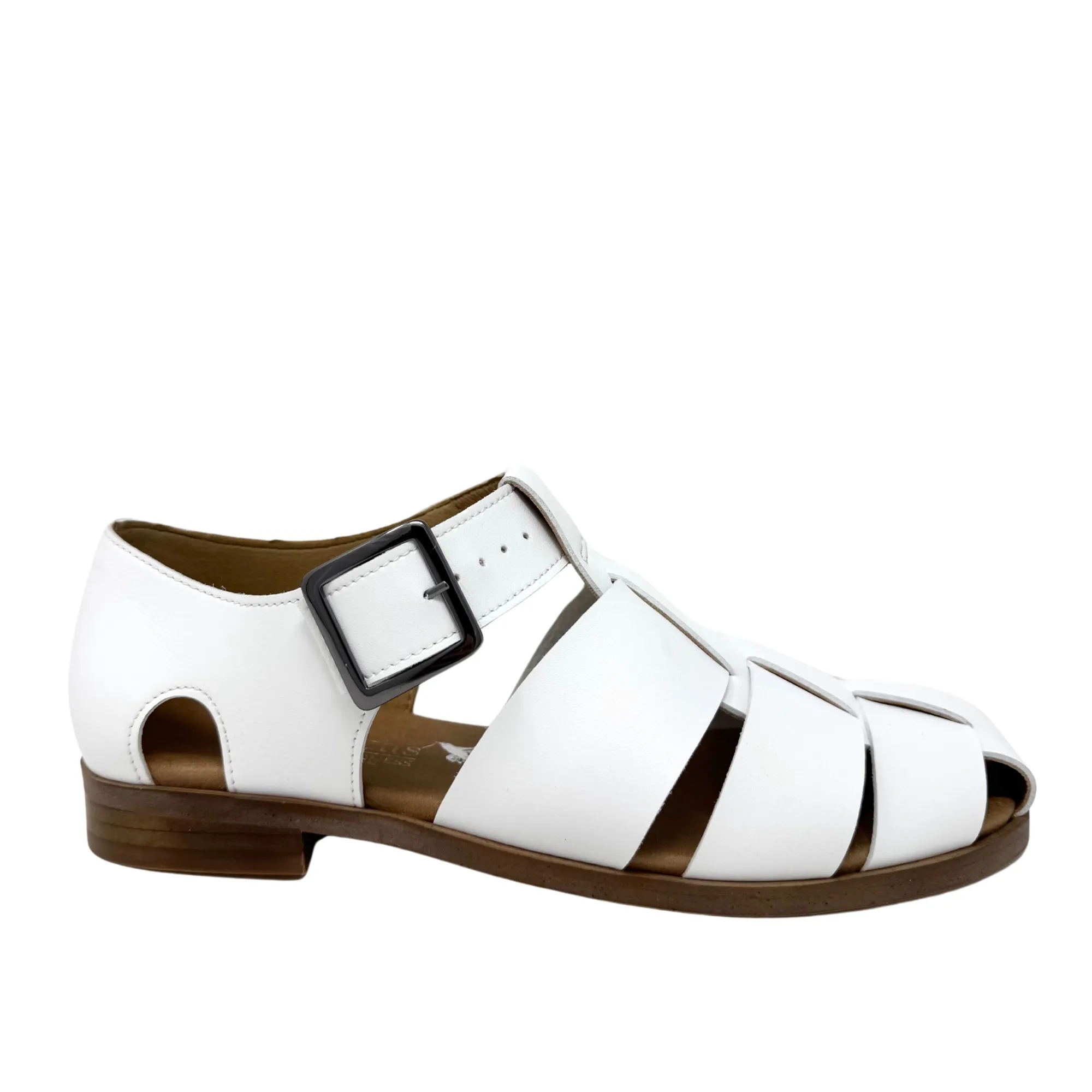 Courtney Sandal in White from Novacas Stable Step